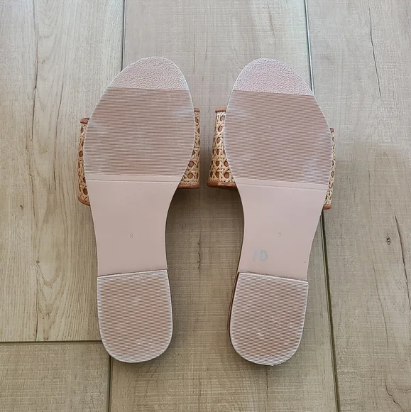 Stylish Tan Sandals for Women - Picture 2 of 2